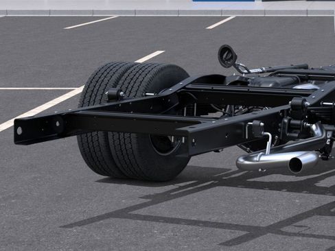 New 2025 Chevrolet Express 4500 Extended w/ Power Convenience Package image 14