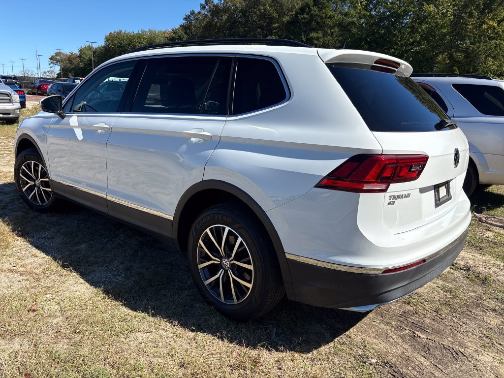 Used 2020 Volkswagen Tiguan SE AWD/4WD image 4
