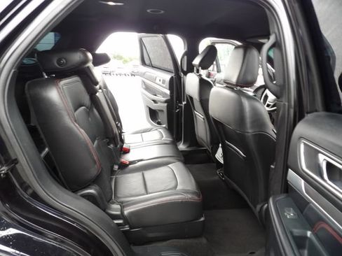 Certified 2019 Ford Explorer Sport AWD/4WD image 31
