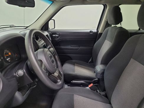 Used 2015 Jeep Patriot Sport w/ Power Value Group FWD image 17