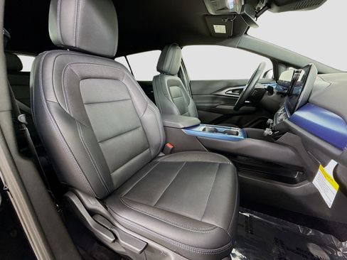 Used 2024 Chevrolet Equinox EV LT image 29