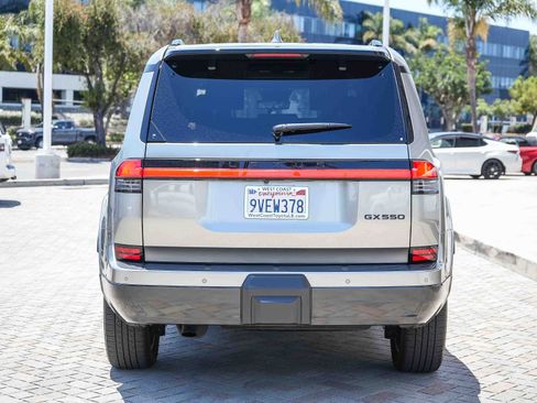 Used 2025 Lexus GX 550 AWD/4WD image 8