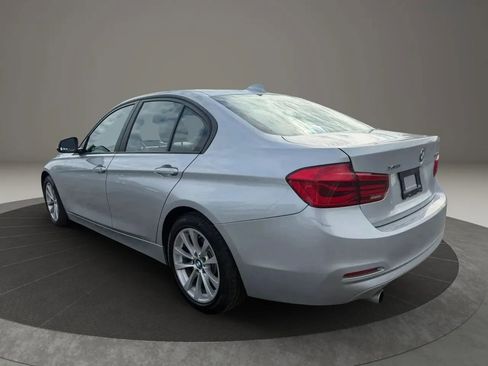 Used 2018 BMW 320i xDrive Sedan w/ Convenience Package AWD/4WD image 7