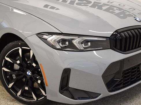 New 2026 BMW 330i xDrive Sedan w/ M Sport Package AWD/4WD image 31