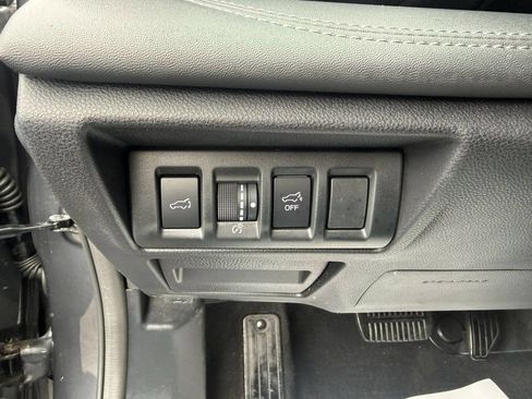 Used 2024 Subaru Outback Limited AWD/4WD image 10