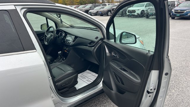 Certified 2019 Buick Encore Essence AWD/4WD image 24