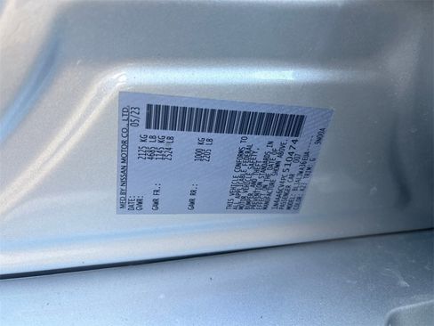 Used 2023 Nissan Maxima SV w/ Floor Mat Group image 29