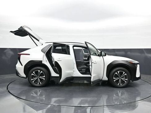 Used 2024 Toyota bZ4X AWD w/ Weather Package image 47