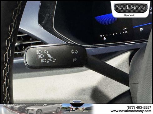 Used 2022 Volkswagen Taos SE image 19