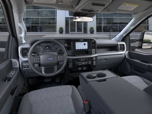 New 2026 Ford F250 XL w/ STX Appearance Package AWD/4WD image 9