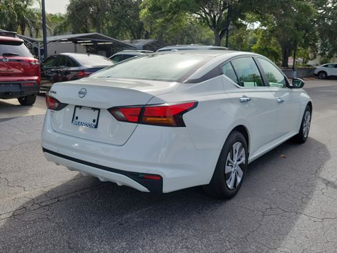 Certified 2025 Nissan Altima 2.5 S FWD image 7