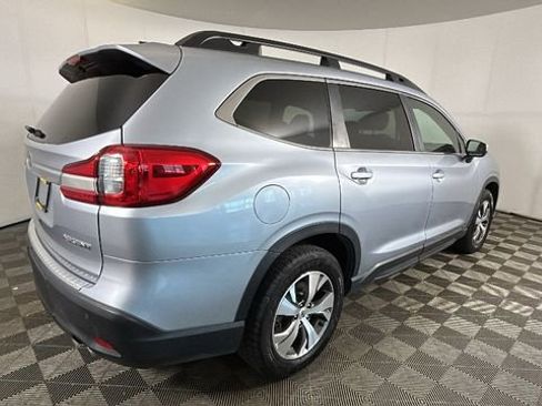 Used 2021 Subaru Ascent Premium w/ Convenience Package AWD/4WD image 3