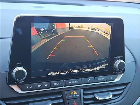 Used 2025 Nissan Altima 2.5 S image 14