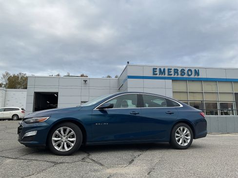 Used 2019 Chevrolet Malibu LT w/ Driver Confidence Package image 8