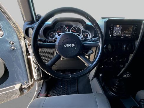 Used 2008 Jeep Wrangler Rubicon w/ Dual Top Group AWD/4WD image 5
