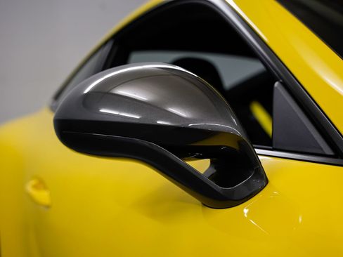 Used 2018 Porsche 911 Carrera T RWD image 38