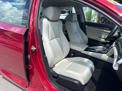 Used 2019 Honda Accord LX image 19