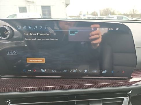 New 2026 Chevrolet Traverse Z71 w/ Driver Confidence Package image 24