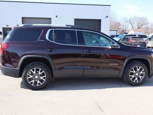 Used 2021 GMC Acadia SLE w/ Driver Convenience Package image 9