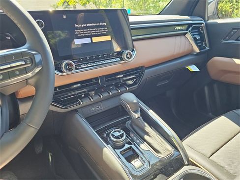 New 2025 GMC Canyon AT4 w/ Nightfall Edition image 24