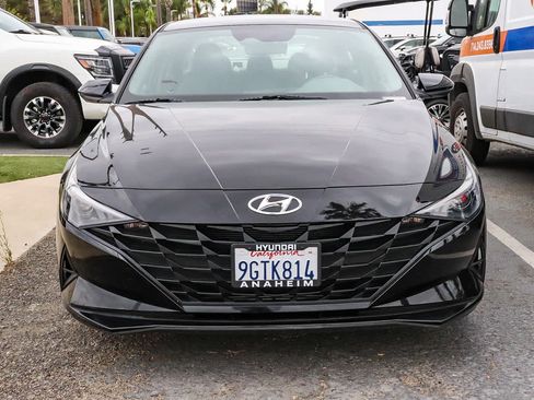 Used 2023 Hyundai Elantra SEL FWD image 14