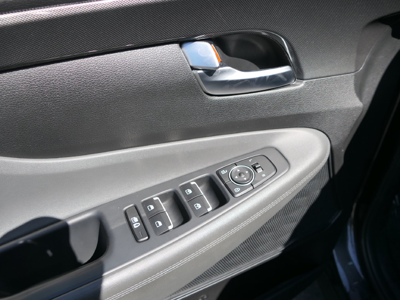 Used 2023 Hyundai Santa Fe SEL AWD/4WD image 11