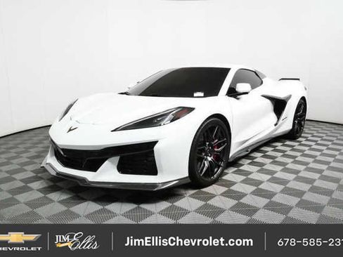 Used 2023 Chevrolet Corvette Z06 w/ Stealth Interior Trim Package RWD image 32