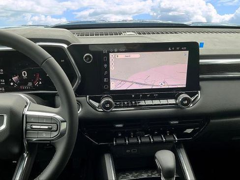 New 2026 GMC Canyon Elevation w/ Convenience Package image 7