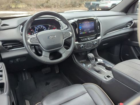 Used 2022 Chevrolet Traverse Premier w/ Redline Edition AWD/4WD image 16