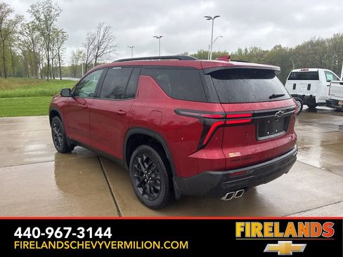 Certified 2024 Chevrolet Traverse LT w/ Midnight/Sport Edition FWD image 4