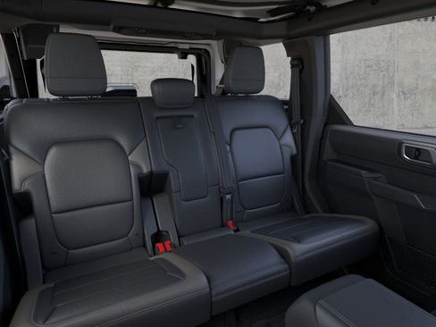 New 2026 Ford Bronco Outer Banks image 11