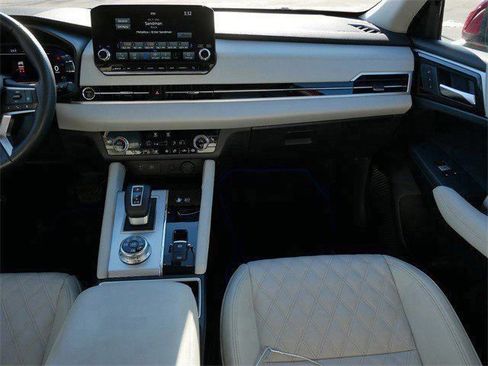 Used 2025 Mitsubishi Outlander SEL AWD/4WD image 12