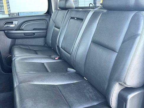 Used 2013 GMC Sierra 3500 Denali AWD/4WD image 32