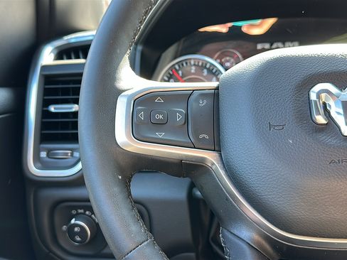 Used 2025 RAM 1500 Big Horn AWD/4WD image 16