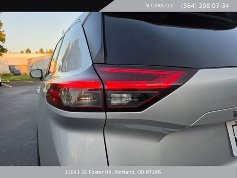 Used 2024 Nissan Rogue SV AWD/4WD image 30