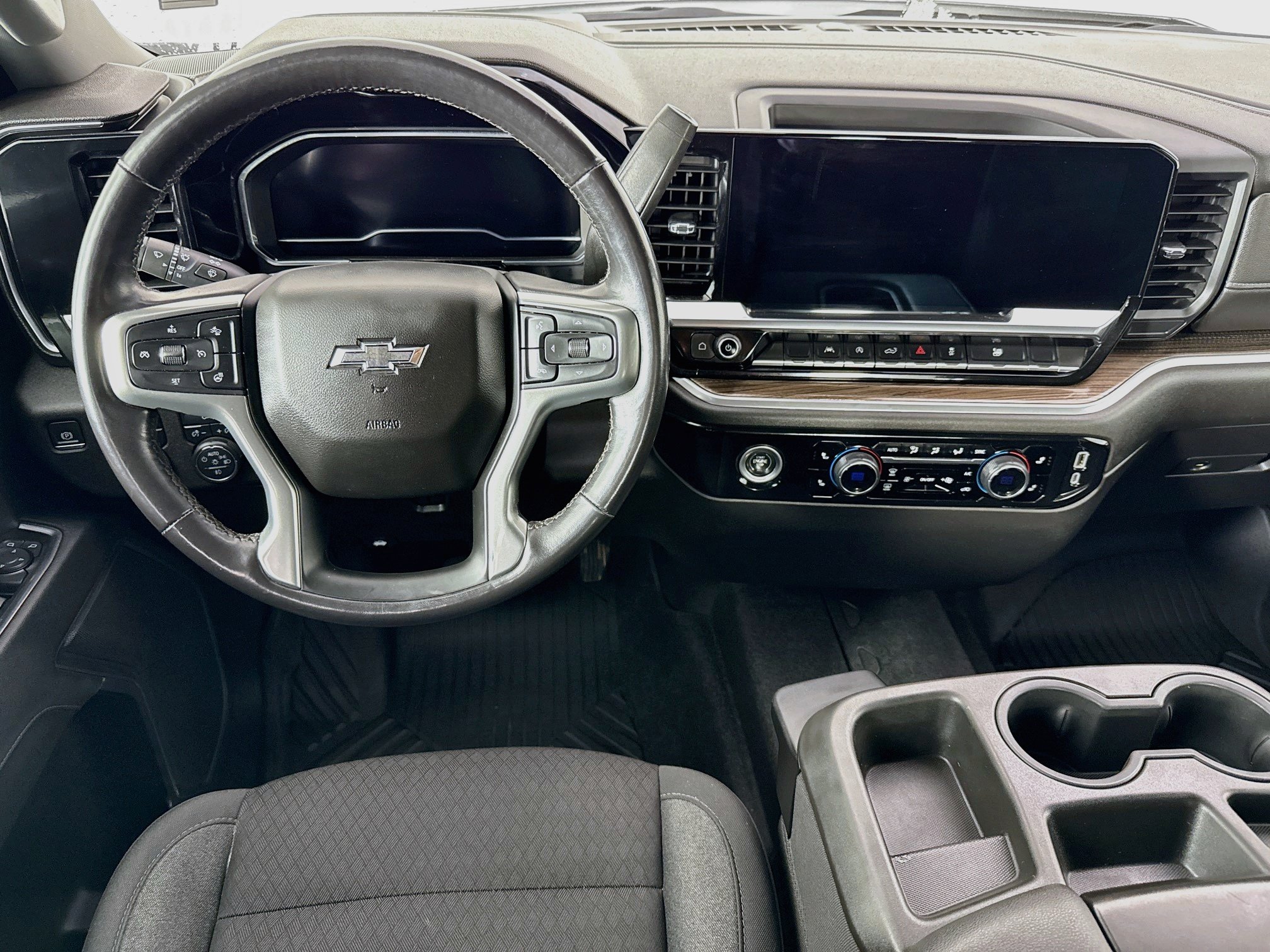 Certified 2022 Chevrolet Silverado 1500 RST AWD/4WD image 22
