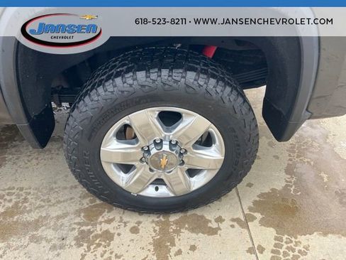 Used 2022 Chevrolet Silverado 2500 LTZ w/ LTZ Premium Package AWD/4WD image 9