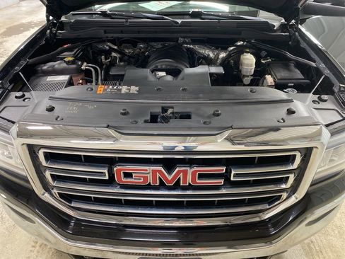 Used 2018 GMC Sierra 1500 SLE w/ SLE Value Package AWD/4WD image 41