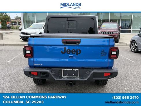 Used 2024 Jeep Gladiator Sport AWD/4WD image 5