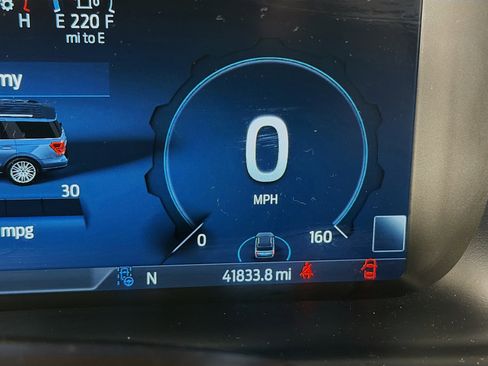 Used 2022 Ford Expedition King Ranch image 14