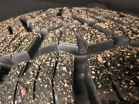 Used 2022 Chevrolet Silverado 1500 High Country w/ Z71 Off-Road Package image 13