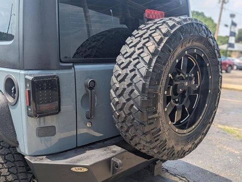 Used 2015 Jeep Wrangler Unlimited Sport AWD/4WD image 7