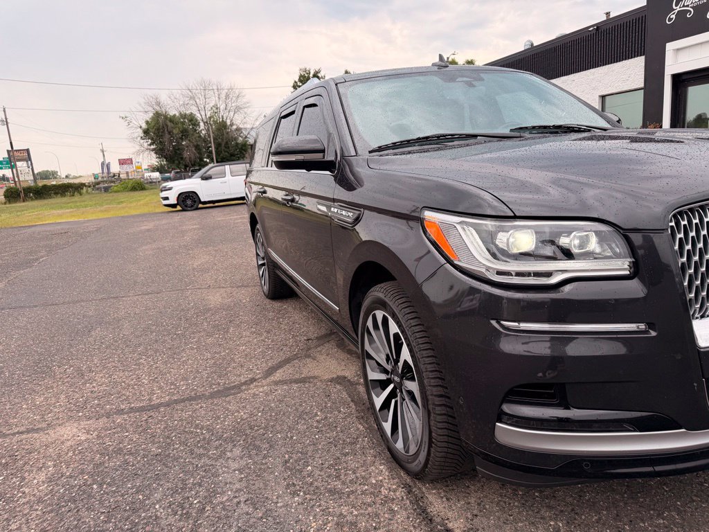 Used 2022 Lincoln Navigator L Reserve AWD/4WD image 14