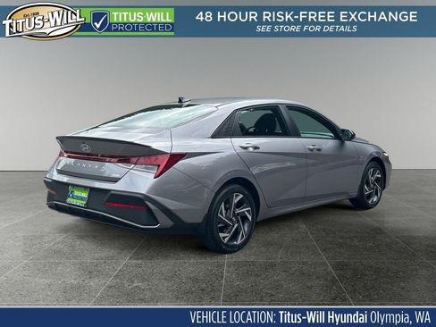 New 2025 Hyundai Elantra SEL image 7