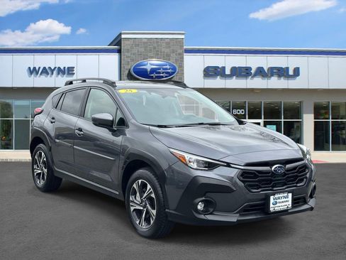 Certified 2025 Subaru Crosstrek 2.0i Premium image 1