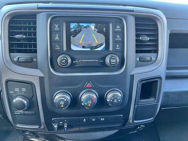 Used 2018 RAM 2500 Tradesman w/ Chrome Appearance Group AWD/4WD image 12