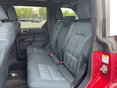 Used 2025 Ford Bronco Heritage Edition AWD/4WD image 13