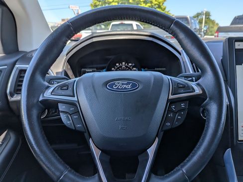 Used 2024 Ford Edge Titanium AWD/4WD image 18