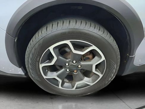 Used 2015 Subaru Crosstrek 2.0i Premium image 35