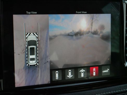 Used 2023 Chrysler Pacifica Limited w/ S Appearance Package image 30